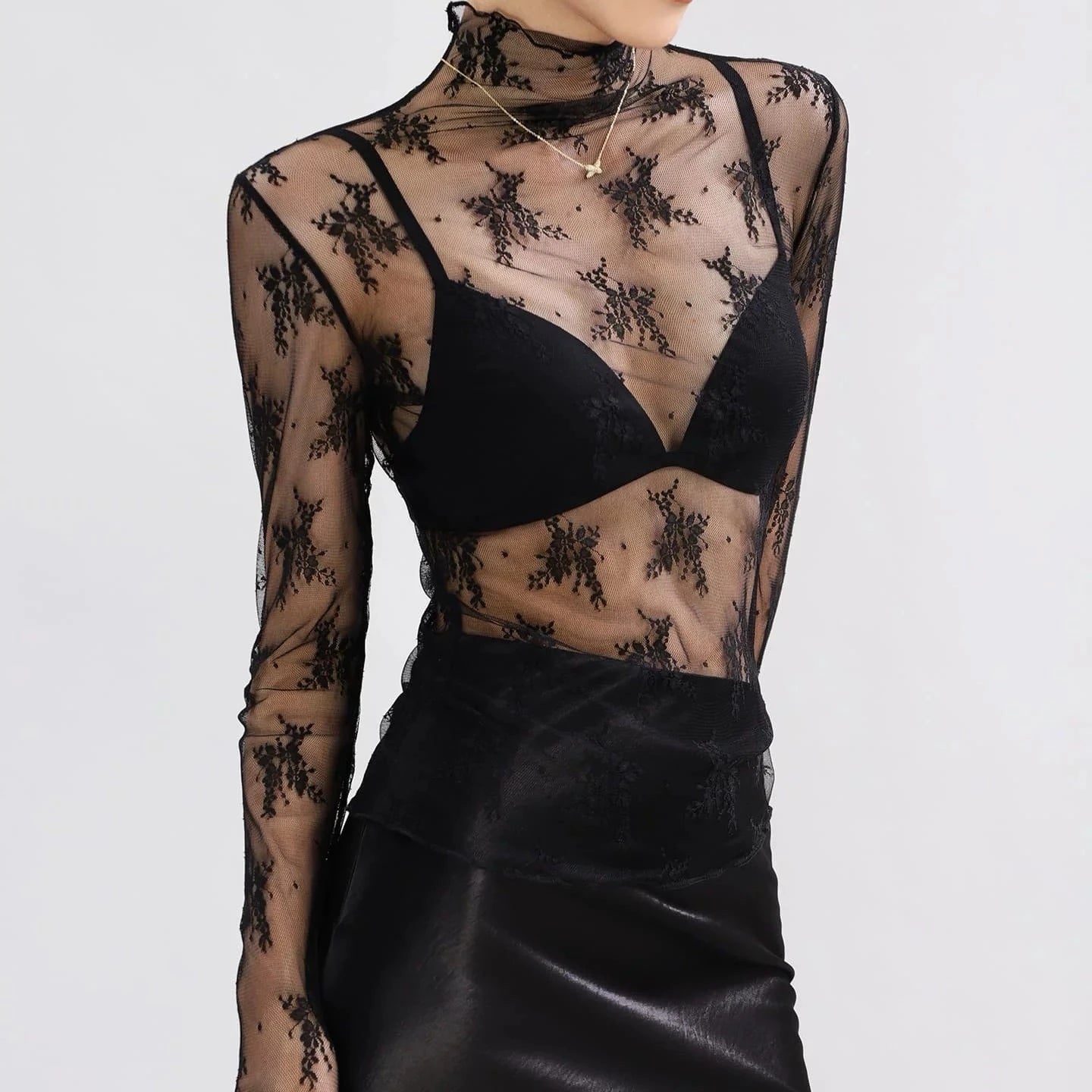 SoftFit Blouse